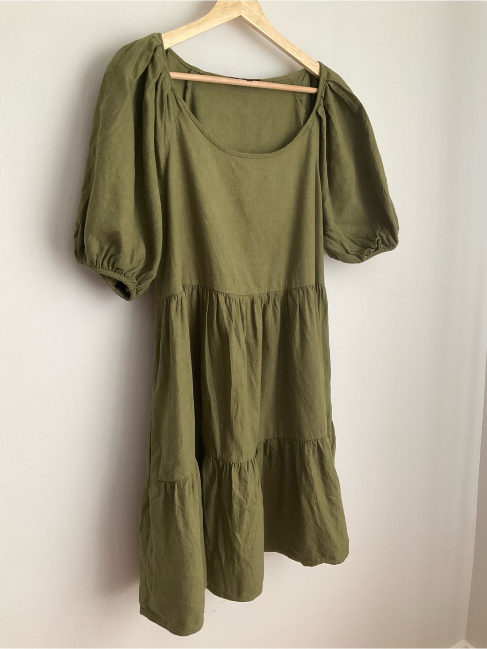 Madewell (Re)sponsible Medium Tiered Puff-Sleeve Olive Green Babydoll Dress EUC - Picture 4 of 9